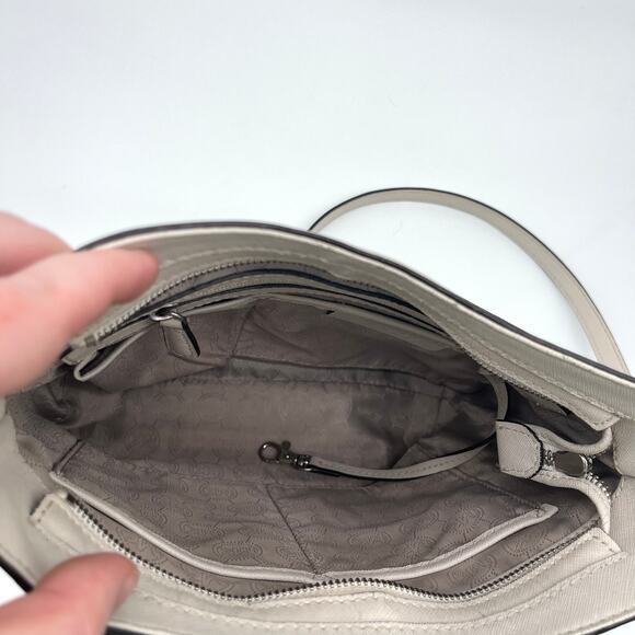 MICHAEL KORS Jet Set Large Saffiano Leather Messenger Bag - Picture 9 of 10